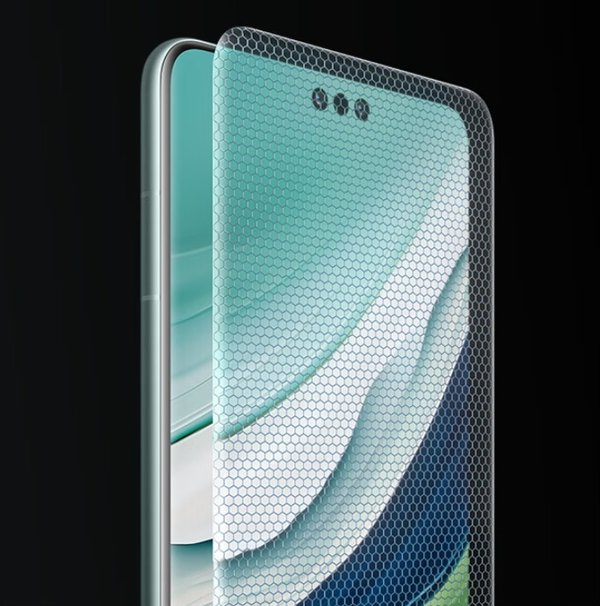 華為Mate 70 Pro外觀流出 屏幕三打孔 有全新設計元素