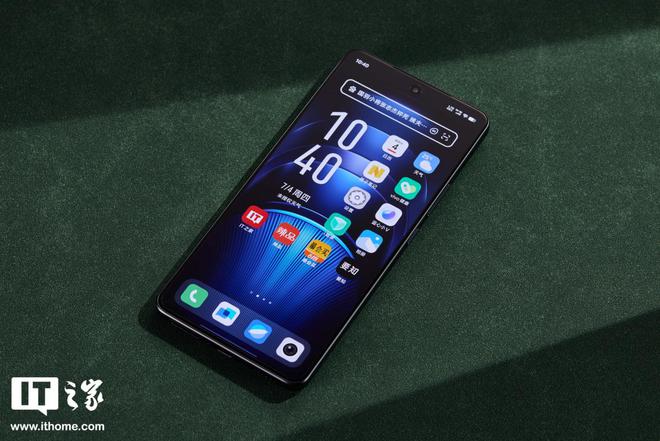 iQOO Neo10 系列手機預熱，宣稱“更強的雙芯性能旗艦”