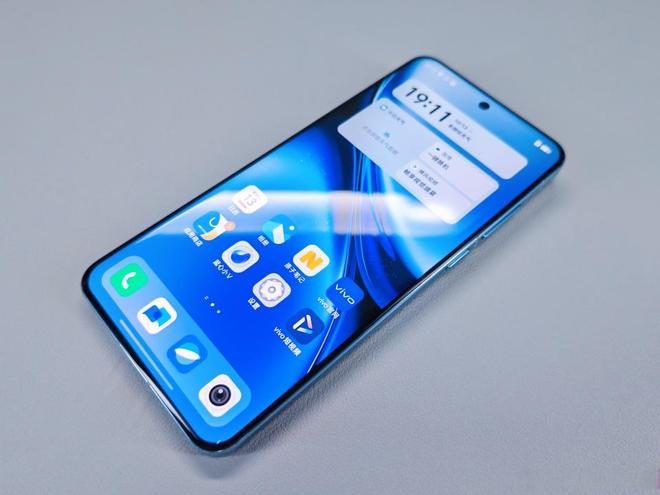 手機周報份額再次出爐：vivo奪冠，華為上升，iPhone持續低迷！