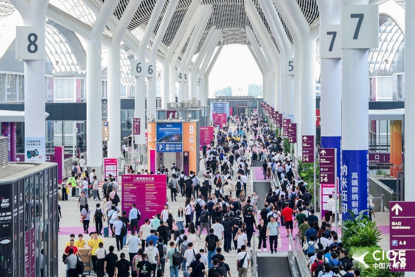 26ЇH늲[9چĻ“+댧w”30fƽںB