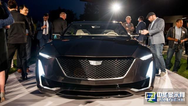 奧迪寶馬爆奔馳?OLED才是真正的老司機