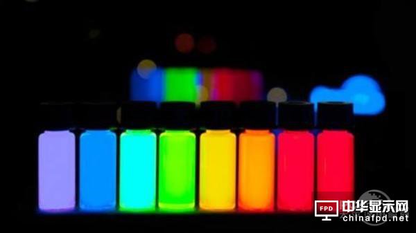 小屏玩夠了OLED，大屏要登峰造極還得看QLED