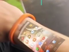 腕帶投影手機即將問世 手臂秒變觸控屏
